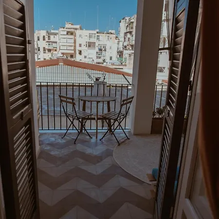 Casa Di Habibi * Bari